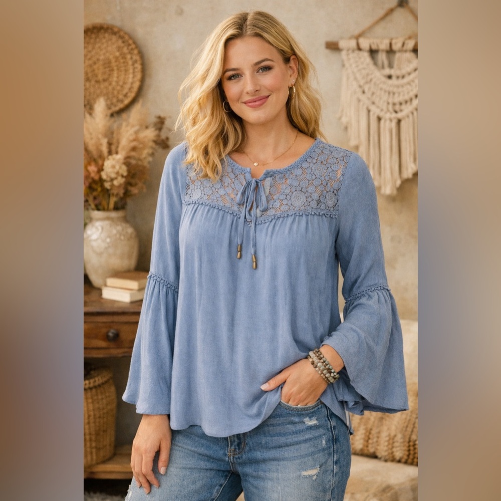 NWT Doe & Rae Blue Lace Yoke Boho Blouse Bell Trumpet Sleeves Size Small